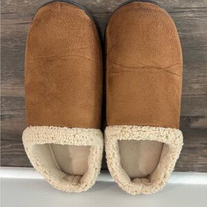 Cozy Brown Slippers with Cream Lining